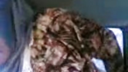 بازی گربه لزبین, بررسی فیلم سکسی مادر با پسر سوالات در روز تولد خود را