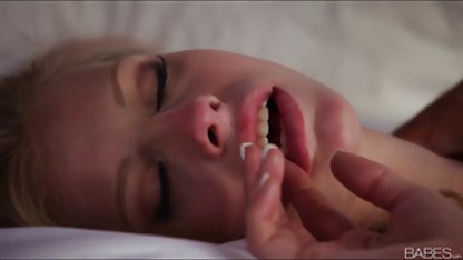 کندی سایت سکس با مادر